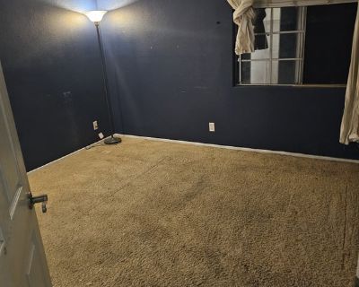 Total rooms: 4. Deposit: $500.00 * Utilities included?: No * Fees apply?: No. References are not required. No preference. Non-smoking. Not for couples. Age preference: 22 - 60. Furnishings: Unfurnished * Parking: No * Garage: Yes * Yard/patio: Yes * Balcony/roof terrace: No * Disabled access: No * Living room: shared * Broadband included: No. Availability Available Nov 01 2025 Minimum term 6 mo...