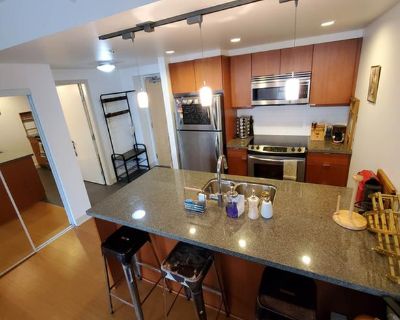 FURNISHED 1 BED/ 1 BATH APT in heart of Downtown Victoria