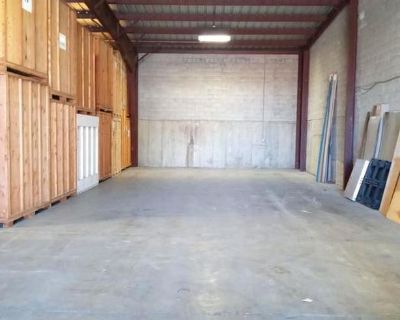 Large warehouse for sub lease