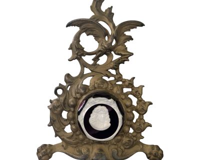 Early 20th Century Baccarat Paper Weight Mounted in Victorian Frame