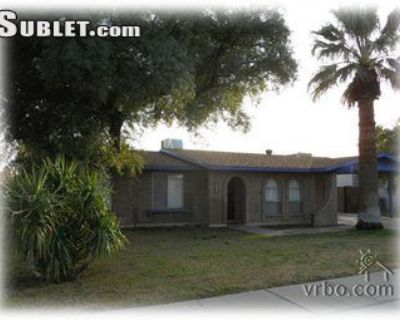 3 Bedroom 2BA Pet-Friendly Vacation Property For Rent in Glendale, AZ