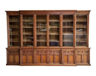 Late 19th Century Oak European Bookcase With Glass Doors in Gustavian Style