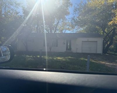 3 Bedroom 1BA 960 ft Single Family House For Sale in Kansas City, MO