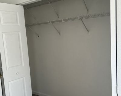 Unfurnished Room for Rent - Very nice house in clean neighborhood