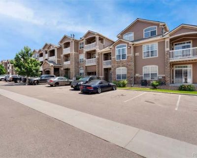 2 Bedroom 1BA 950 ft Condominium For Sale in ENGLEWOOD, CO