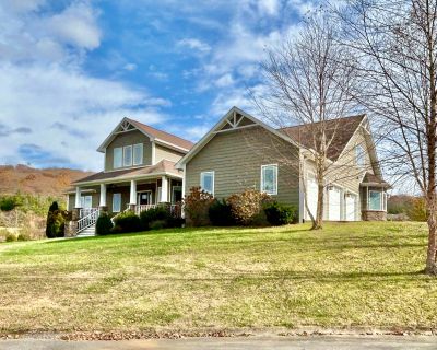 4 Bedroom 3BA 4457 ft Single Family House For Sale in Somerset, KY