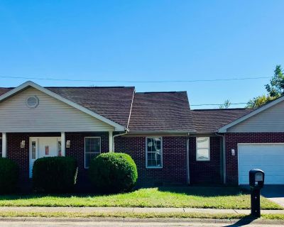 3 Bedroom 2BA 1686 ft Single Family House For Rent in Evansville, IN