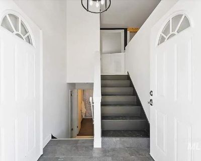 Available on: now. Unfurnished. Pet friendly. Parking available * Cat friendly * Dog friendly * Students welcome. 2 unfurnished rooms in a house Looking for 1-2 roommates in their mid 20s or 30s! Spacious rooms with a bonus room downstairs, 5 minutes from downtown Meridian. I have a small dog (Australian Shepherd). No kids and no smoking, would consider a dog or a cat. Thank you!. Rent $800 per...