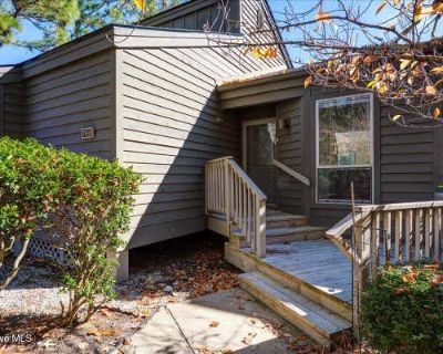 3 Bedroom 2BA 1450 ft Condominium For Sale in NEW BERN, NC