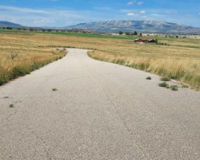 Single Family Home For Sale in FRUITLAND, UT