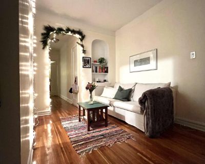 Unfurnished Room for Rent - Spacious 3 bedroom apartment - Forrest Hills