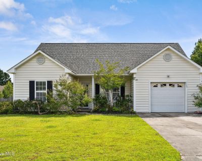 113 Colville Court. Property for Rent in Winnabow, NC for $2,050 with 3 bedrooms and 2 full baths. This 1,160 square foot property was built in 2005 on a lot size of 0.4.. Welcome to 113 Colville court! A charming residence on a culdesac in Tylers Cove at Mallory Creek. This 3 bedroom and 2 bath home sits on almost half an acre. There is plenty of room for outdoor activities or gardening. Mallo...