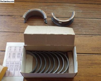 Crankshaft Main Bearing Set Standard 056198451A