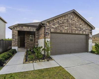 16306 Fontana Ct. Easy living in the growing community of Mavera. This 3-bedroom, 2-bath home blends modern comfort with a low-maintenance lifestyle. Enjoy an open-concept layout with stainless steel appliances, wood-style floors, white cabinetry, and more. The spacious primary suite includes a walk-in closet overlooking the private backyard. Enjoy sunset views on the patio. Discover the family...