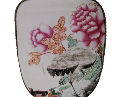 19th Century Chinese Porcelain Box With Crane