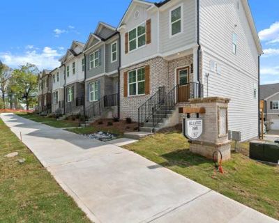 Brand New 3 Bedroom Townhome in Atlanta!. Gorgeous parks, a mouth-watering food scene, and historical significance make Atlanta a wonderful city. Granite counters Dishwasher Pet friendly New construction Stainless steel Microwave Unit Amenities dishwasher granite counters microwave range refrigerator stainless steel Property Amenities new construction cats allowed dogs allowed. Pets allowed. 3 ...