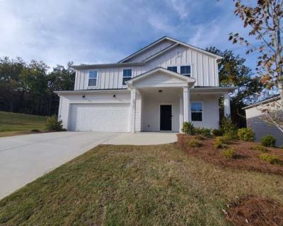 3 Bedroom 2.5BA 2068 ft Furnished Apartment For Rent in Gainesville, GA