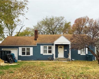 4 Bedroom 1BA 1201 ft Single Family House For Sale in Independence, MO