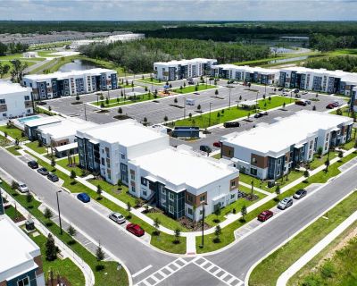 2 Bedroom 2BA 980 ft House For Rent in Kissimmee, FL