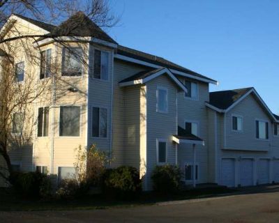 3 Bedroom 2BA 0 ft Apartment For Rent in Post Falls, ID
