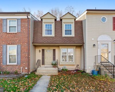 2 Bedroom 3BA 1307 ft Townhouse For Sale in Centreville, VA