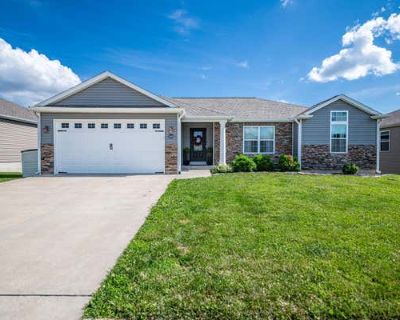 4 Bedroom 3BA 2500 ft Single Family Home For Sale in COLUMBIA, MO