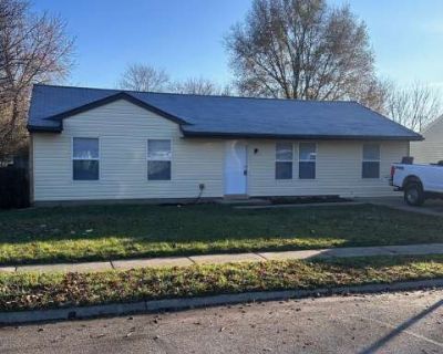 3 Bedroom 1BA 1260 ft Apartment For Rent in Dayton, IN