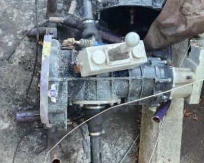 Vw mid engine sandrail transmission with disk brak