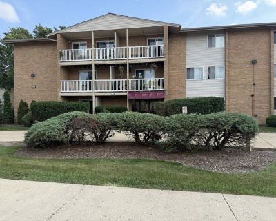 910 Beau Dr Unit 211. Move-in ready and full of charm, this cozy 1-bedroom, 1-bath condo on the second floor is perfect for a new owner! Freshly painted with recessed lighting and stylish laminate flooring throughout. The open-concept kitchen seamlessly flows into the living area and features a stove, microwave, refrigerator, and dishwasher. The spacious bedroom features a generous walk-in clos...