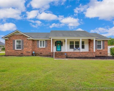 3 Bedroom 2BA 1679 ft Single Family House For Sale in Lumberton, NC