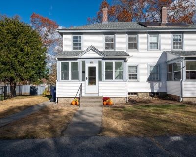 3 Bedroom 1BA 1284 ft Condo For Sale in Northbridge, MA