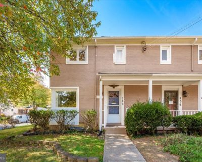 200 N Adams Street. Property for Rent in Rockville, MD for $3,500. This 1,386 square foot property was built in 1986 on a lot size of 0.16.. Prime Rockville Office Townhouse Ideal for Legal, Professional, or Executive Use Step into this spacious and versatile three-level commercial townhouse, perfectly situated in the heart of Rockvilles legal and business district. Located just steps from the ...