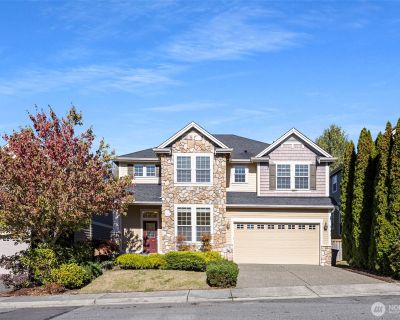 4 Bedroom 2980 ft House For Rent in Renton, WA