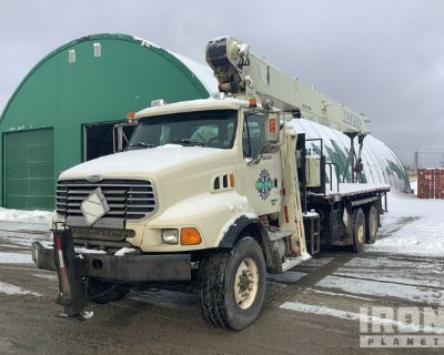 National 900A 26 ton Straight Boom on 2008 Sterling LT8513 6x4 Boom Truck
