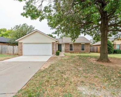 3 Bedroom 2BA 1301 ft Apartment For Rent in Oklahoma City, OK