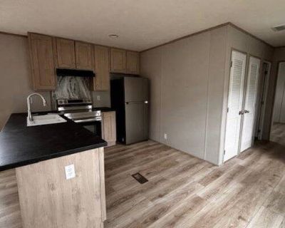 2 Bedroom 1BA 0 ft Pet-Friendly Mobile Home For Rent in Louisville, KY