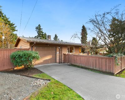 3 Bedroom 1BA 1260 ft Single Family Home For Sale in Burien, WA