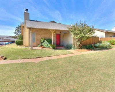 2 Bedroom 1BA 966 ft Townhouse For Sale in Oklahoma City, OK