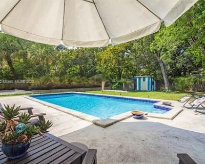 3 Bedroom 2BA 1450 ft Apartment For Rent in North Miami, FL