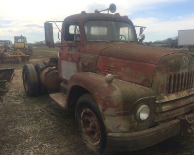 1952 International Truck Tractor