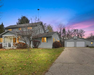 3 Bedroom 2BA 1904 ft Single Family House For Sale in Marion, MI