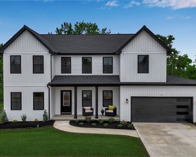 4 Bedroom 2BA 3200 ft Single Family House For Sale in Orchard Park, NY