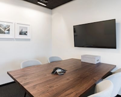 Private Meeting Room for 4 at Industrious - Arlington Court House