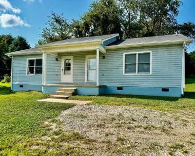 1 Bedroom 1BA 550 ft Apartment For Rent in Caldwell County, NC