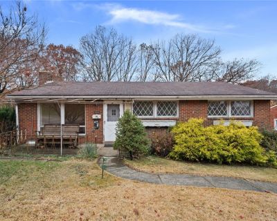 3 Bedroom 1BA 1040 ft Single Family House For Sale in Ross Twp, PA