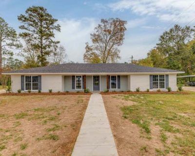 5 Bedroom 2BA 2227 ft Single Family Home For Sale in MONROE, LA