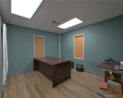400 ft Commercial Property For Rent in Pasadena, CA