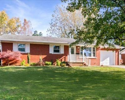 3 Bedroom 1BA 1107 ft Single Family Home For Sale in PRINCETON, IN