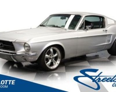 1967 Ford Mustang Fastback Restomod