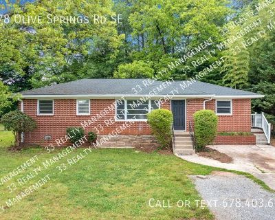 3 Bedroom 1BA 1202 ft Pet-Friendly Single-family home For Rent in Marietta, GA